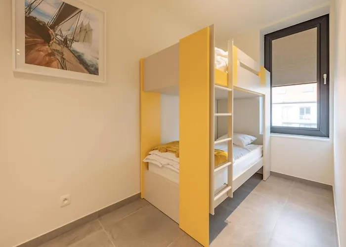 In Belgium Near Marina 니우포르트